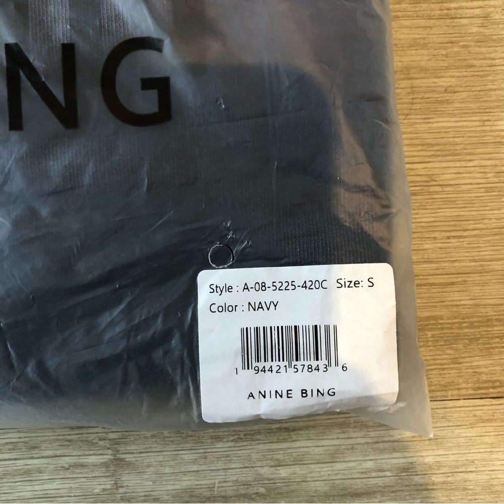 Anine Bing Jaci Sweatshirt - Picture 4 of 6